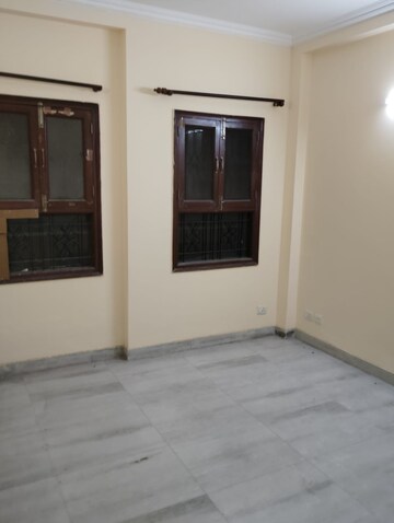 2.5 BHK Builder Floor For Rent in South City 1