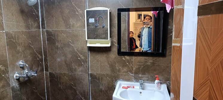 Bathroom, supertech-czar-suites 2 Bedroom 1085 Sq.Ft. Apartment In Omicron I Greater Noida Greater Noida 8801105