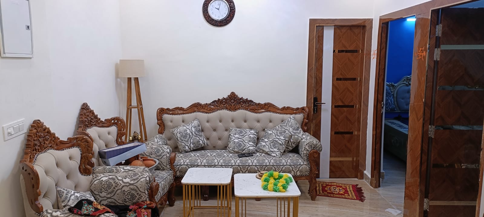 2 BHK + Study Room Apartment For Rent in Supertech Czar Suites