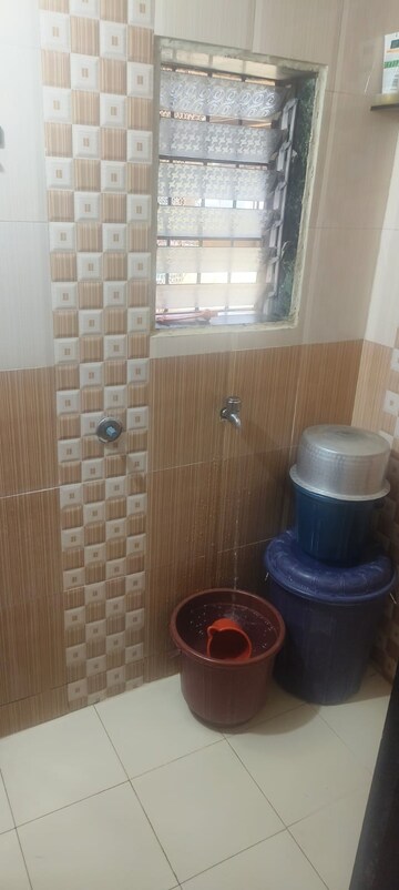 Bathroom in 1 BHK Apartment at Dombivli West – for Rent