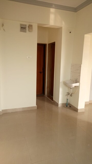 Room in 2 BHK Apartment at Akurdi – for Rent