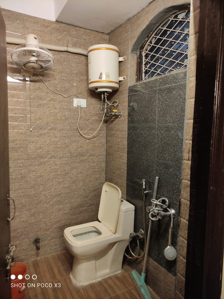 Bathroom, niti khand 3 Bedroom 1200 Sq.Ft. Builder Floor In Niti Khand Ghaziabad 8801150