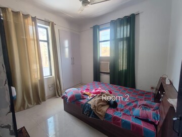 Bedroom in 2 BHK Builder Floor at Green Fields Colony – for Rent