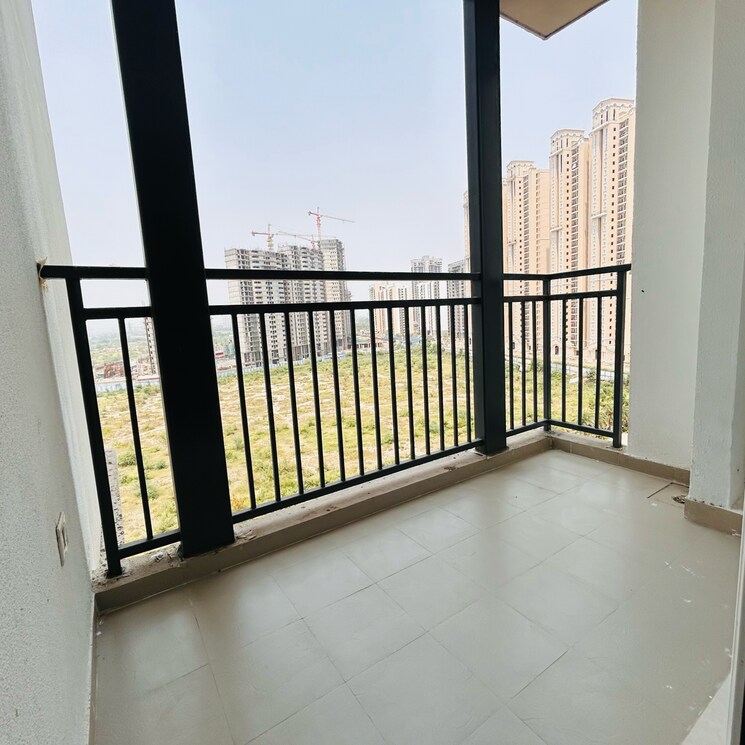 Room, eldeco-live-by-the-greens 3 Bedroom 1404 Sq.Ft. Apartment In Sector 150 Noida 8801144