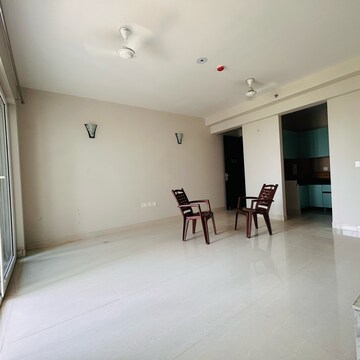 Room in 3 BHK Apartment at Eldeco Live By The Greens, Sector 150 – for Rent