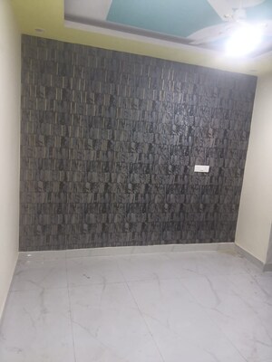 Room in 1 BHK Builder Floor at Tughlakabad Extension – for Sale