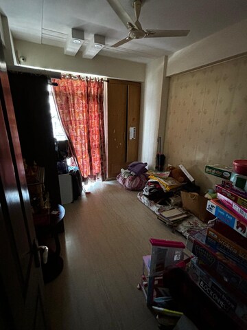 Living Room in 3 BHK Apartment at Amrapali Pan Oasis, Sector 70 – for Sale