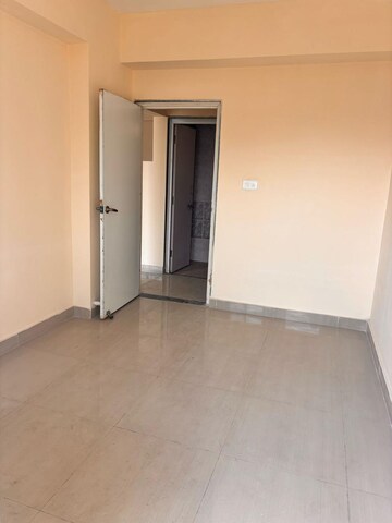 Room in 1 BHK Apartment at Narela DDA Flats Vikas Association, Narela – for Rent