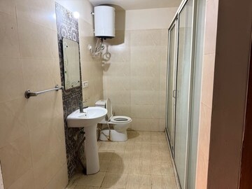 Bathroom in 3 BHK Apartment at Express Zenith, Sector 77 – for Rent