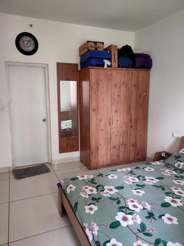 Bedroom in 2 BHK Apartment at Prestige Lakeside Habitat, Varthur – for Rent