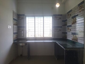 Kitchen in 2 BHK Builder Floor at Thakurpukur – for Rent