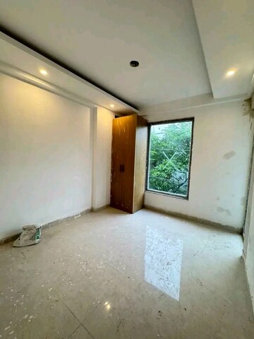 Bedroom in 1 BHK Builder Floor at Saket – for Rent