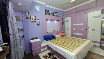 Bedroom in 3 BHK Apartment at Haware Splendor, Kharghar – for Rent