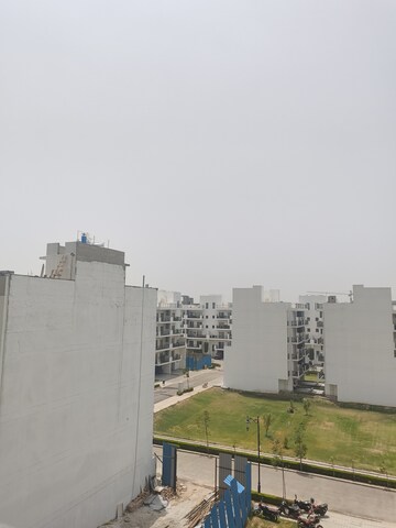 Master Plan in 3 BHK Apartment at Central Park Flower Valley Aqua Front Towers, Sohna Sector 33 – for Rent