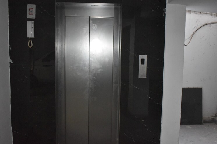 undefined, green fields colony 4 Bedroom 2400 Sq.Ft. Builder Floor In Green Fields Colony Faridabad 8801227