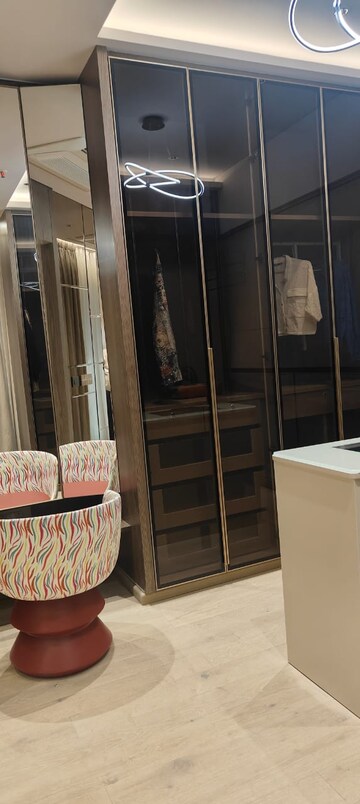 Furnished Amenities in 2 BHK Apartment at Piramal Mahalaxmi North Tower, Mahalaxmi – for Rent