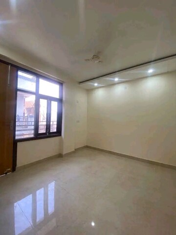 Bedroom in 2 BHK Builder Floor at Saket – for Rent