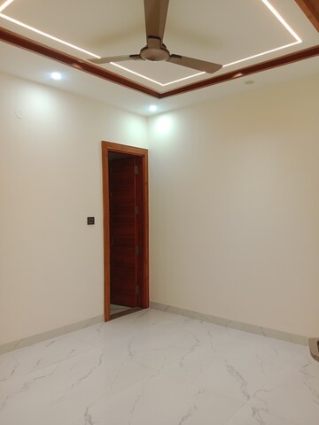 Room in 3 BHK Builder Floor at Royce Vaishali, Vaishali Sector 5 – for Sale