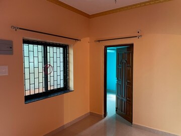 Room in 2 BHK Builder Floor at Goa Velha – for Rent