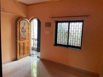 Room in 2 BHK Builder Floor at Goa Velha – for Rent