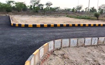 Plot For Sale in Jaypee Greens