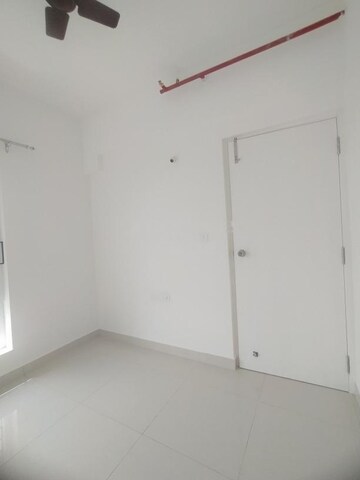Room in 3 BHK Apartment at Kolte Patil iTowers Exente, Electronic City Phase I – for Sale