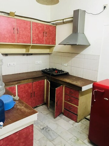 1.5 BHK Apartment For Rent in Arun Vihar Sector 37, Sector 37