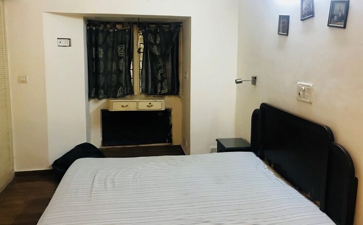 Living Room, arun-vihar-sector-37 1.5 Bedroom 750 Sq.Ft. Apartment In Sector 37 Noida 8801384