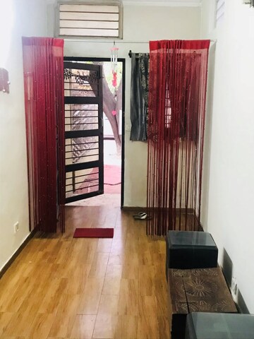 Staircase in 1.5 BHK Apartment at Arun Vihar Sector 37, Sector 37 – for Rent