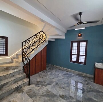 Room in 2.5 BHK Builder Floor at Sector 39 – for Sale