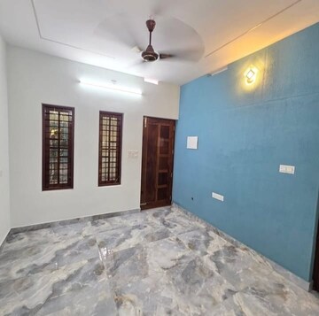 Room in 2.5 BHK Builder Floor at Sector 39 – for Sale