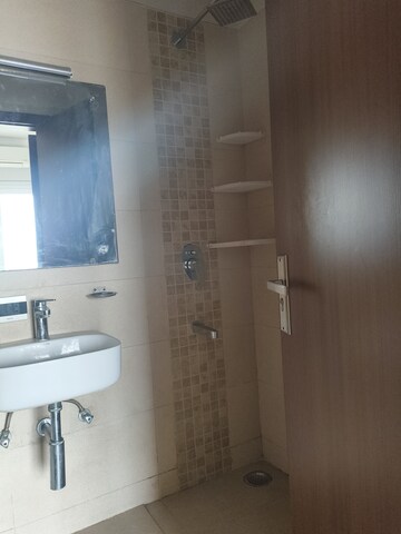 Bathroom in 2.5 BHK Builder Floor at Central Park 3 Flower Valley, Sohna Sector 33 – for Rent