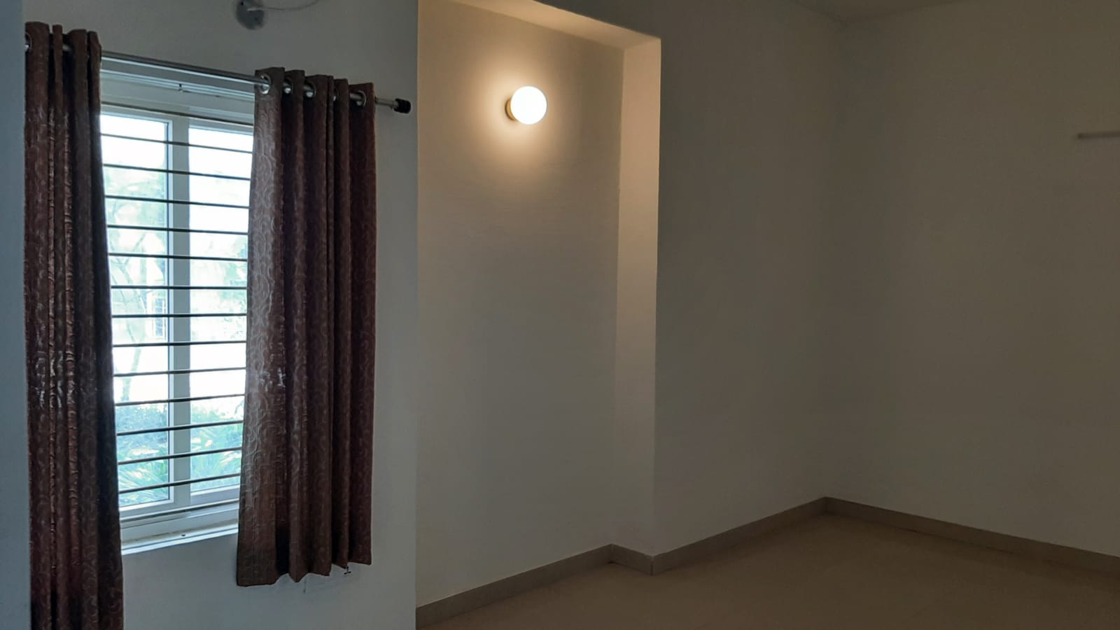 4 BHK + Servant Room Apartment For Rent in NCC Urban Gardenia