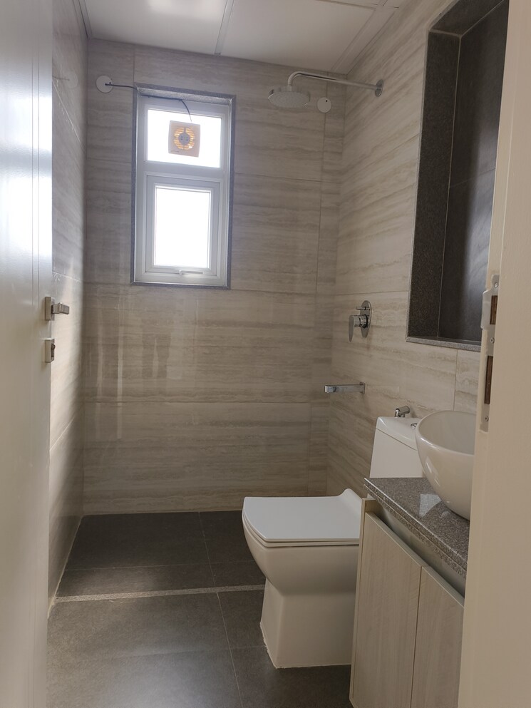 Bathroom, central-park-3-flower-valley 2.5 Bedroom 1210 Sq.Ft. Builder Floor In Sohna Sector 33 Gurgaon 8801421