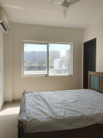 Bedroom in 3 BHK Builder Floor at Breez Flora Avenue 33, Sohna Sector 33 – for Rent