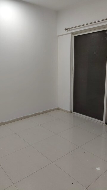 Room in 2 BHK Apartment at Godrej Elements, Hinjewadi – for Sale