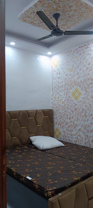 Bathroom in 1 BHK Builder Floor at Ganesh Nagar – for Rent
