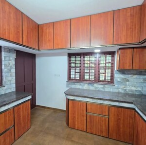 Kitchen in 2.5 BHK Builder Floor at Sector 30 – for Sale