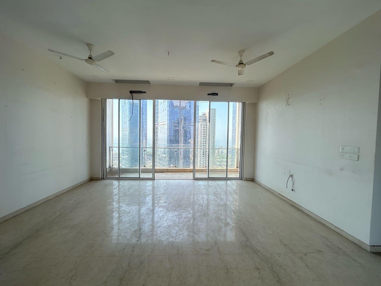 3 BHK + Servant Room Apartment For Rent in Runwals The Reserve
