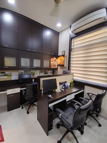 Team Area in  Office Space at Siddha Weston, Bow Bazaar – for Rent