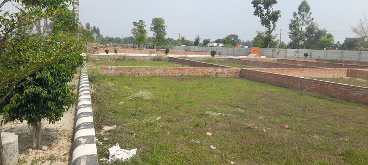 Garden, krishna-iscon-valley  825 Sq.Ft. Plot In Gosainganj Lucknow 8801518
