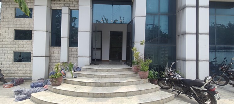 Exterior View, sector 63 Commercial Office Space 30000 Sq.Ft. In Sector 63 Noida 8801533