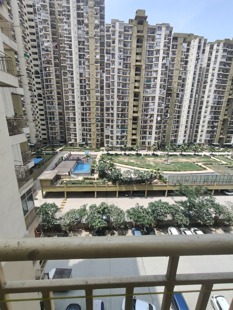 Balcony, paramount-emotions 2 Bedroom 950 Sq.Ft. Apartment In Sector 1 Greater Noida Greater Noida 8801529