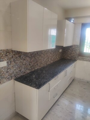 Kitchen in 3 BHK Builder Floor at Sector 57 – for Sale