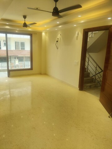 3 BHK Builder Floor For Sale in Sector 57