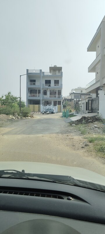  Plot For Sale in Ansal Sushant Golf city, Sushant Golf City