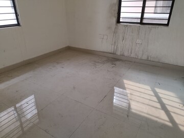 Room in 3 BHK Apartment at DTC Southern Heights, Joka – for Rent