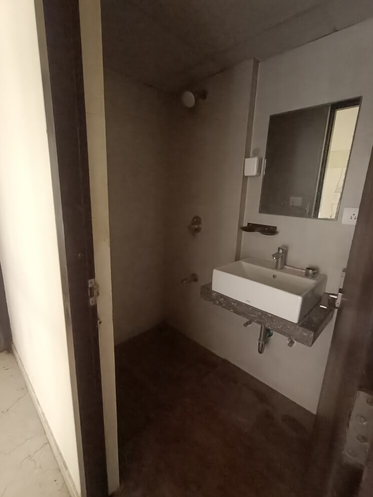 Bathroom, spenta-alta-vista 2 Bedroom 724 Sq.Ft. Apartment In Chembur Mumbai 8801590