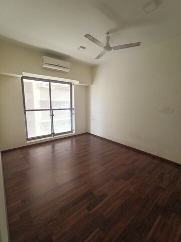 Room in 2 BHK Apartment at Spenta Alta Vista, Chembur – for Rent