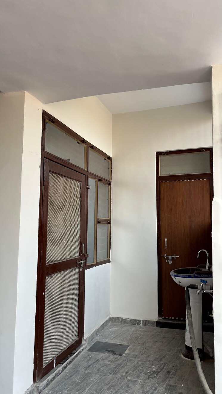 Bathroom, madhu nagar 2 Bedroom 970 Sq.Ft. Independent House In Madhu Nagar Agra 8801596